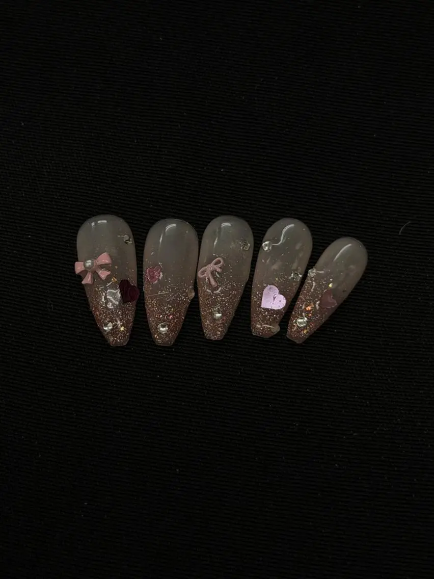 ネイル Yosora nailのネイルデザイン