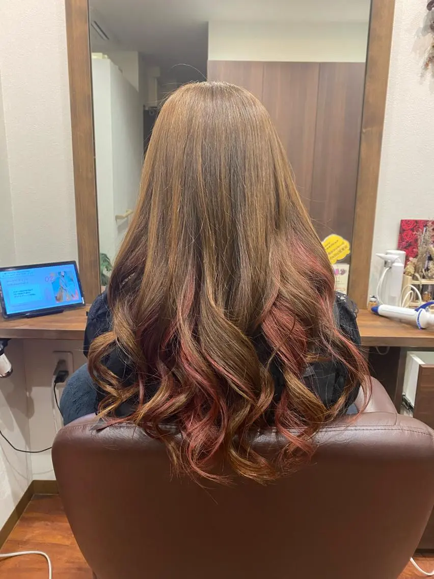 ロング カラー ブリーチ ブラウンカラー ココアブラウン Lien's teraのヘアスタイル