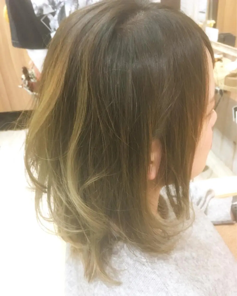 セミロング コトナ越谷店長 小川 良介のヘアスタイル