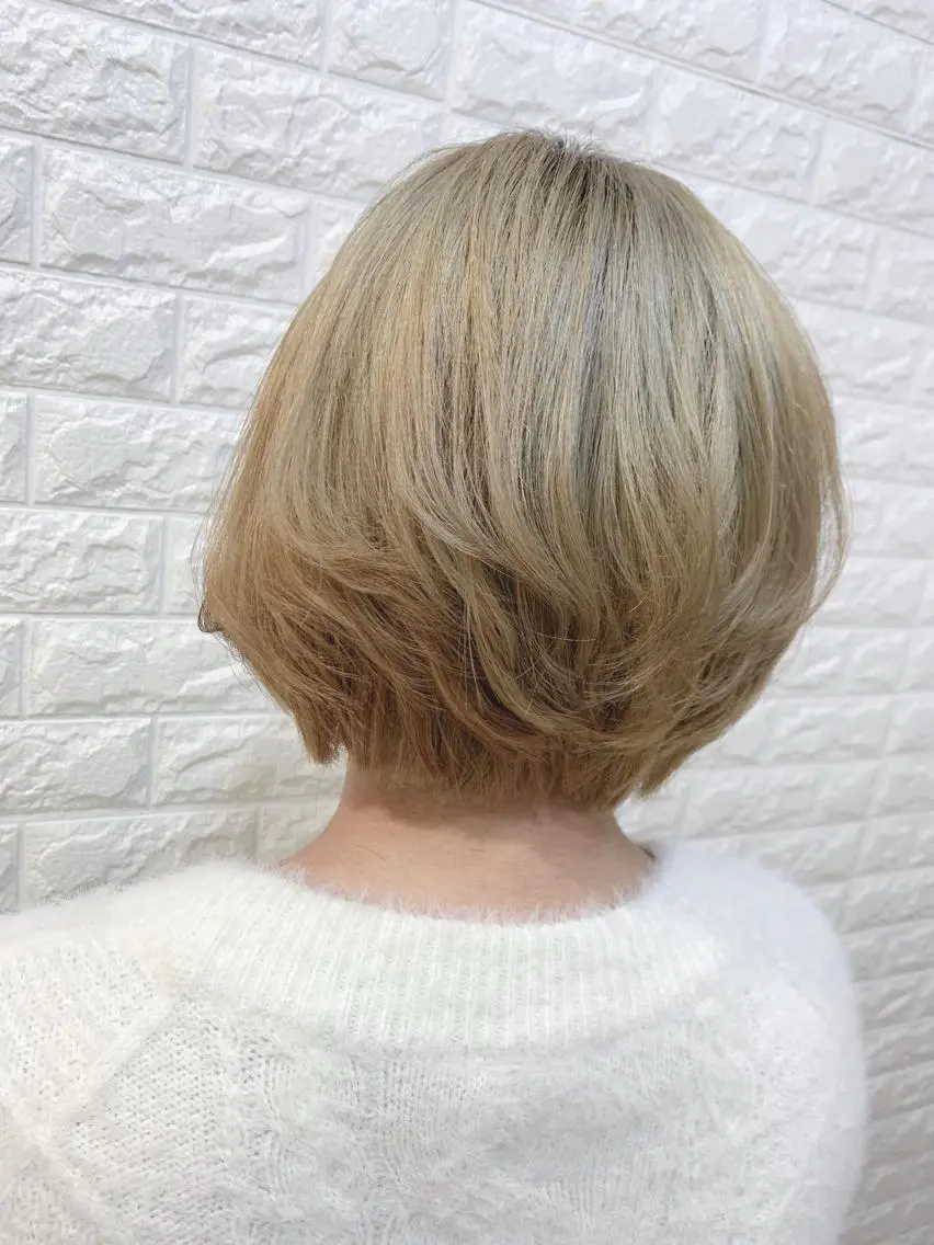 ミディアム カラー ヘアカラー トリートメント 福森 みずきのヘアスタイル