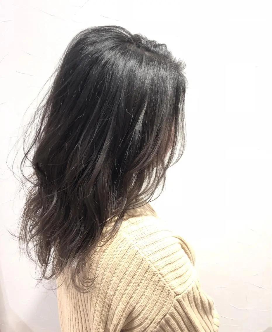 ロング カラー ブリーチ グラデーションカラー ブリーチなしカラー 似合わせの達人🔥 石川就平のヘアスタイル