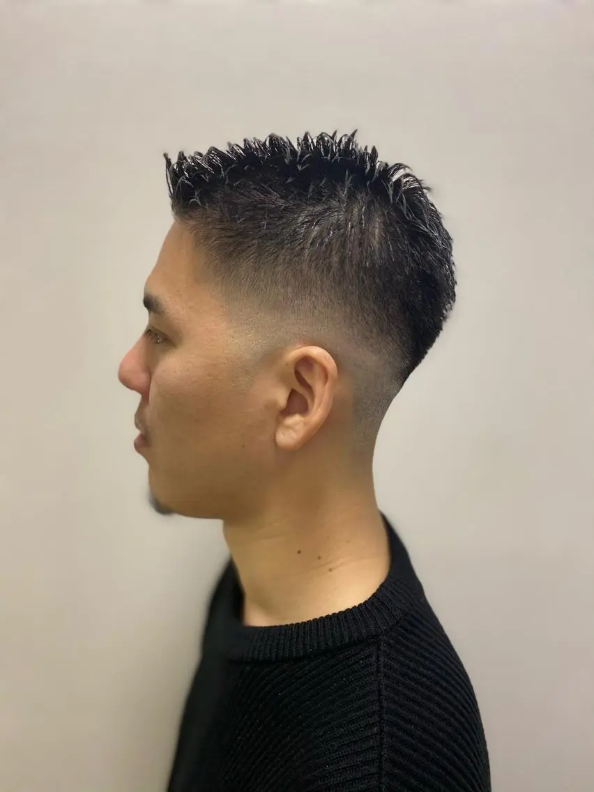 ショート メンズ フェードカット スキンフェード 石川 裕大のヘアスタイル