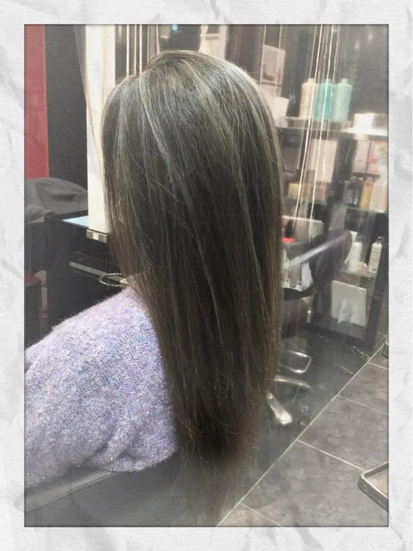ロング カラー Annon プライベートサロンのヘアスタイル