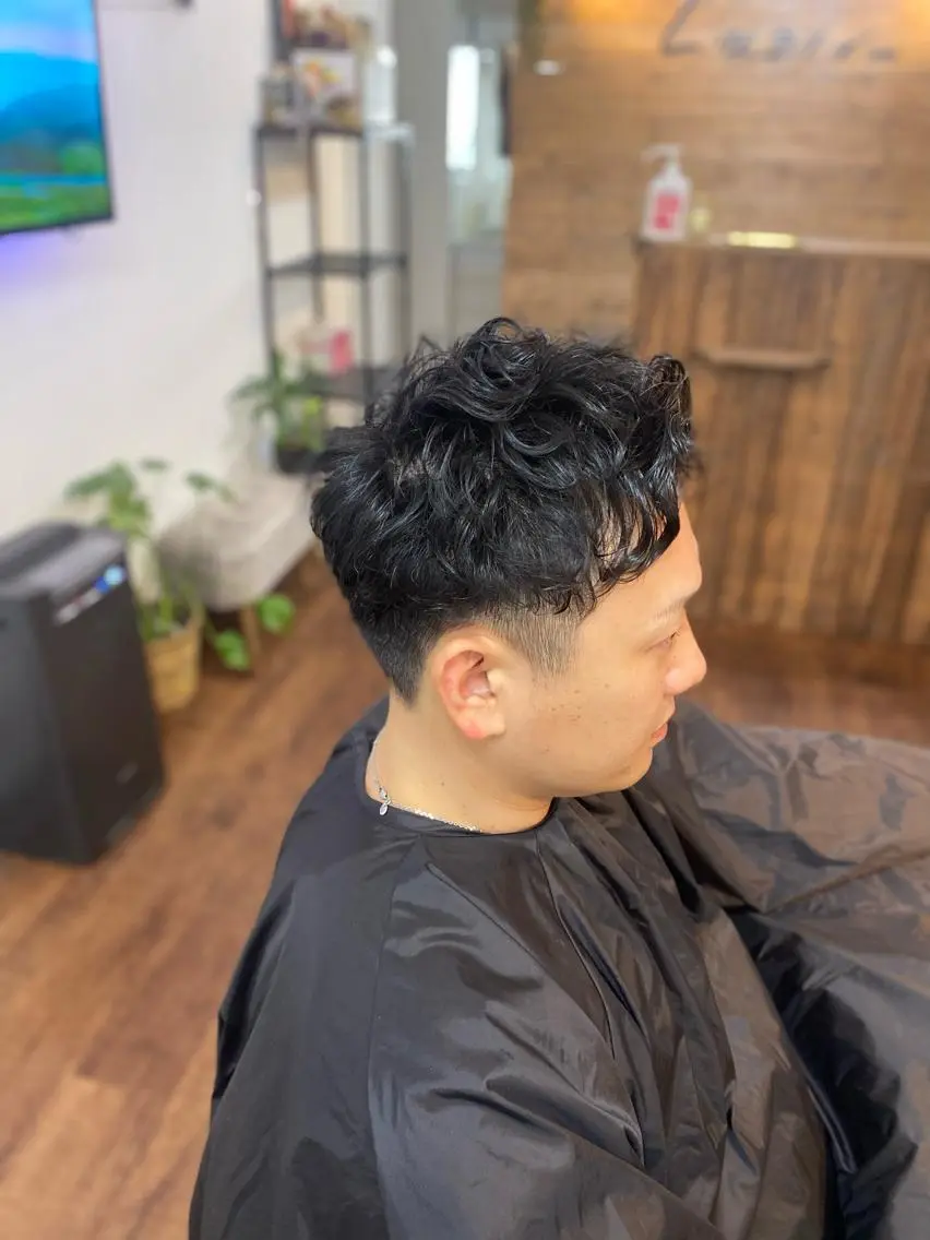 ショート パーマ メンズ カット パーマ トリートメント Luzir⭐︎ GEN⭐︎のヘアスタイル