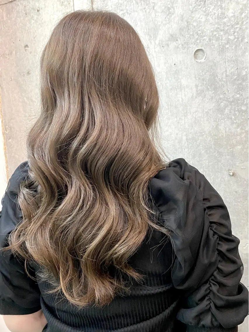ロング ハイライト 愛されヘア♪ 大森春奈のヘアスタイル