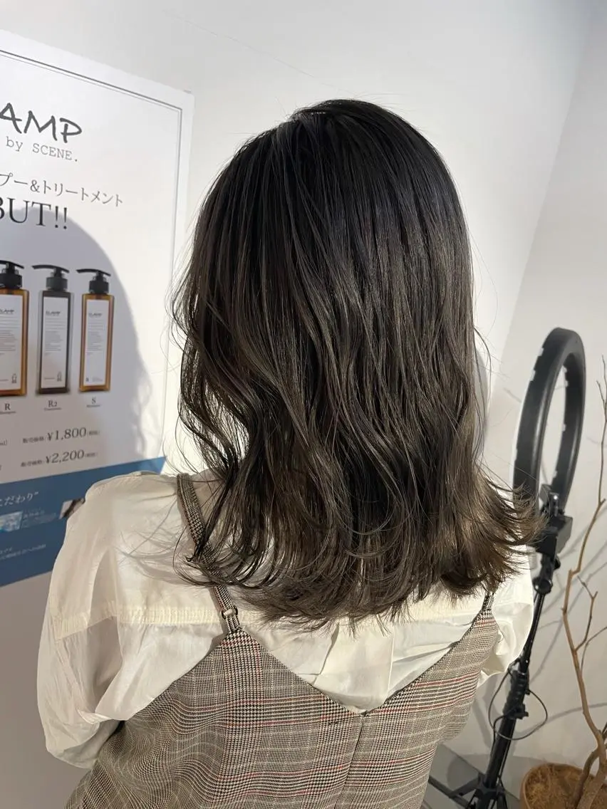 ミディアム カラー ヘアカラー トリートメント 🍊新宿南口🍊 ERINAのヘアスタイル