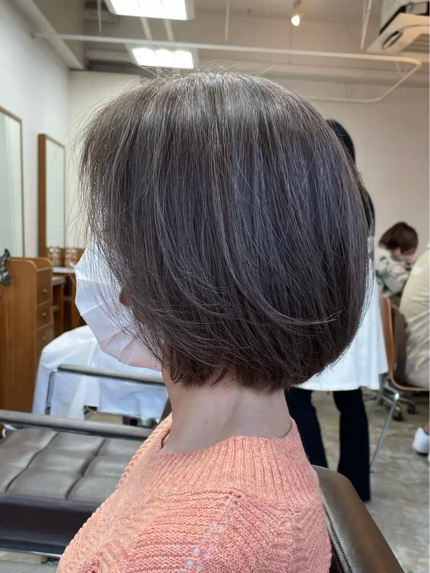 ショート 【白髪ぼかし】 愛甲竜佑のヘアスタイル