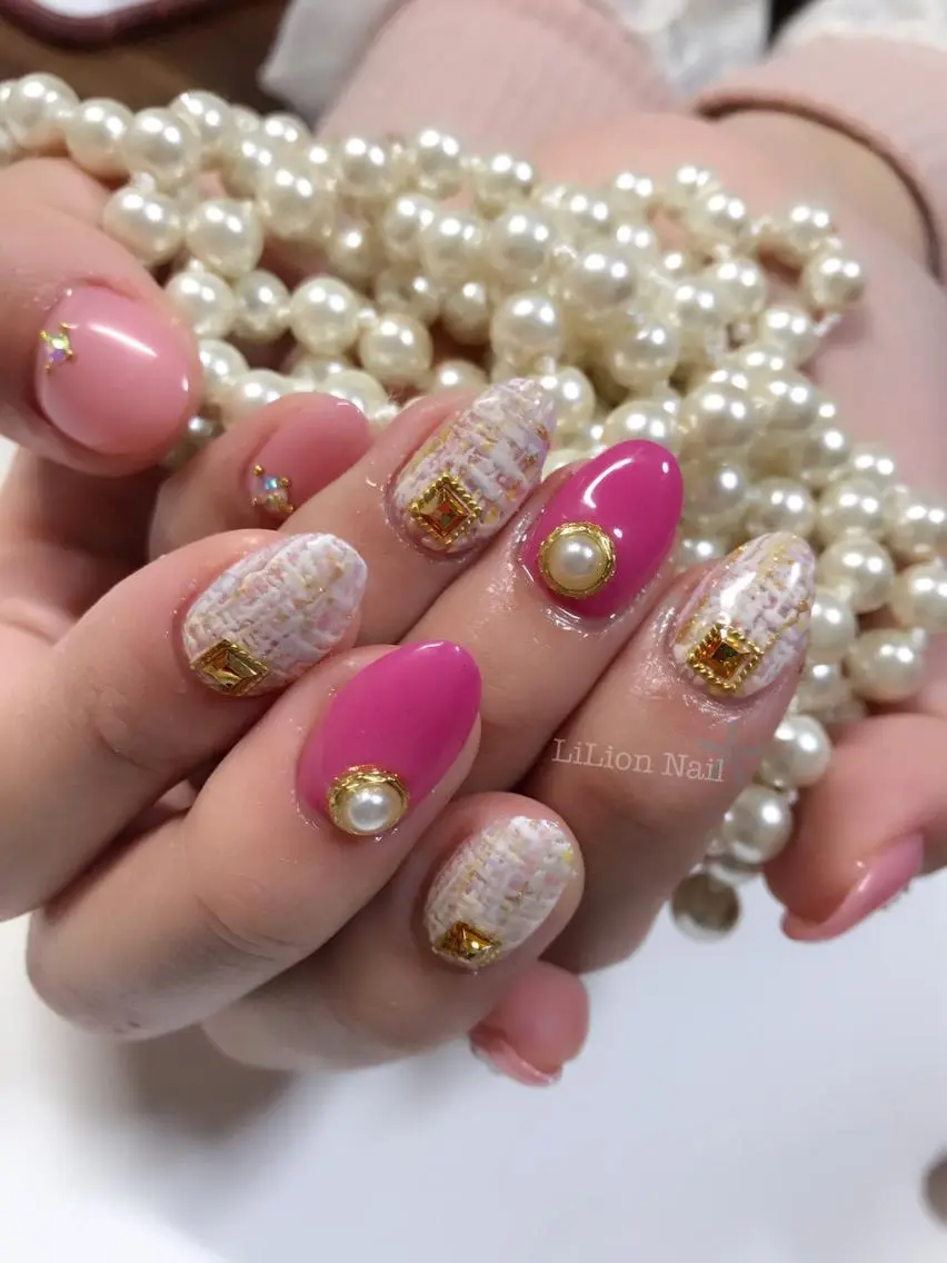 ネイル ピンク ツイードネイル その他(ネイル) LiLion Nailのネイルデザイン