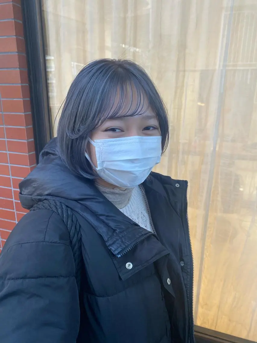 ショート 関 桃萌果のヘアスタイル