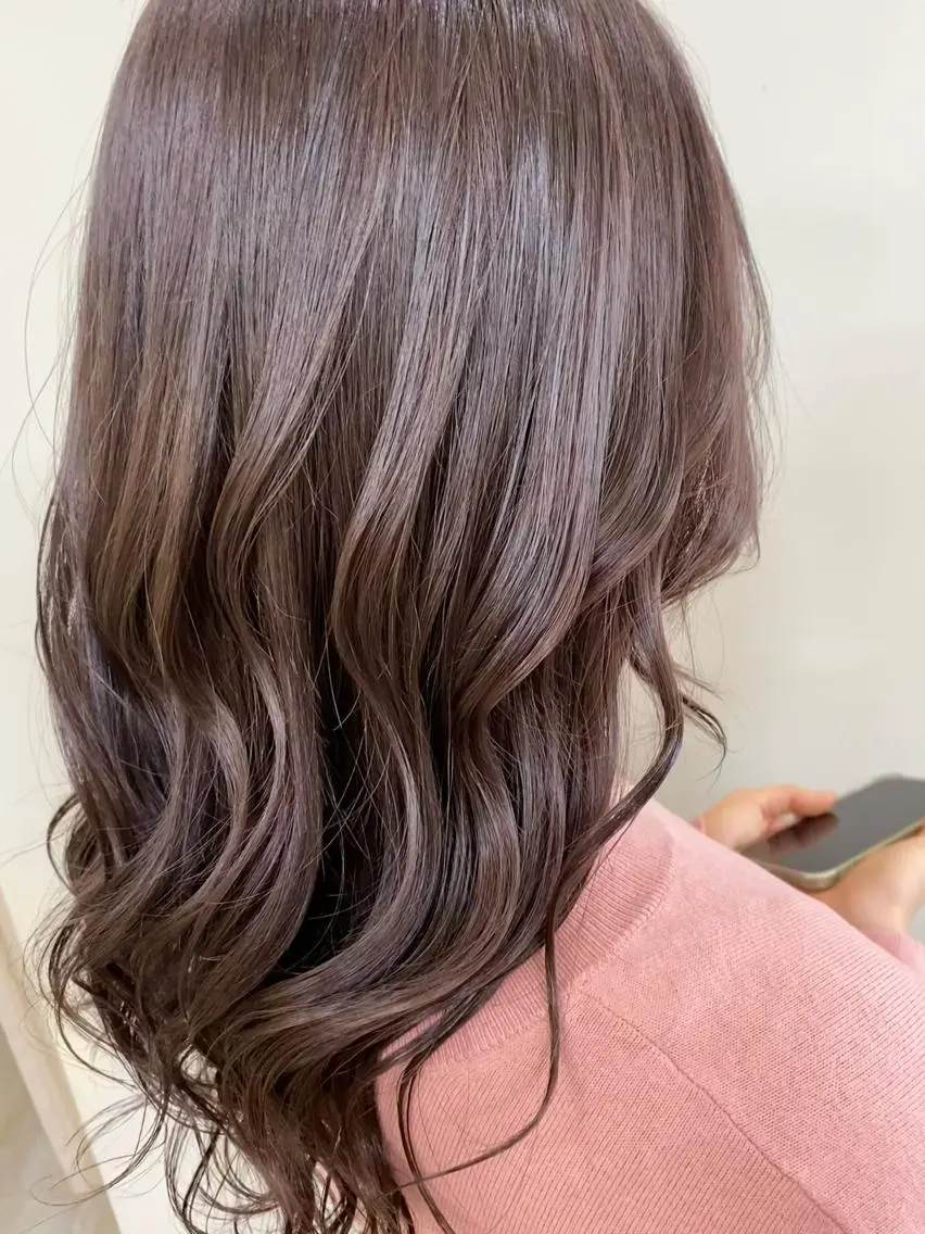 カラー SALOWIN栄 高須大貴のヘアスタイル