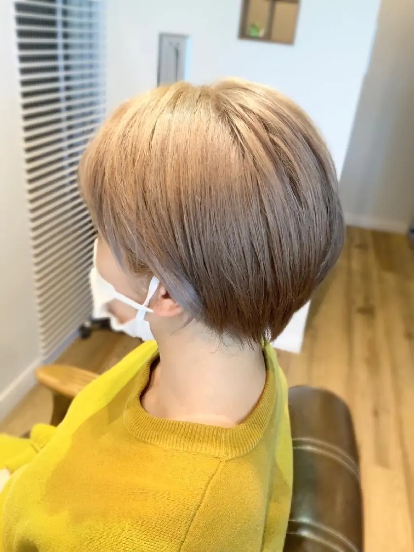 ショート ヘアカラー トリートメント 堀 望美のヘアスタイル