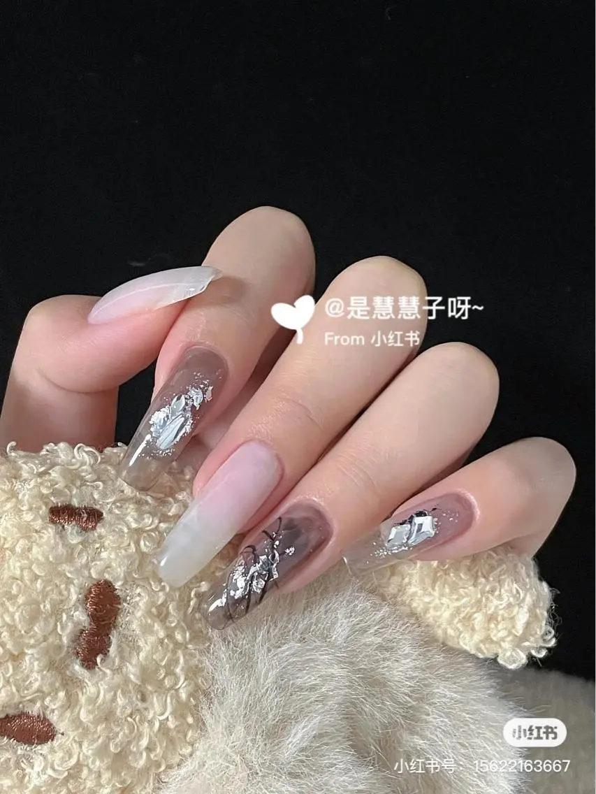 ネイル 大久保YISnail スカルプ専門店のネイルデザイン