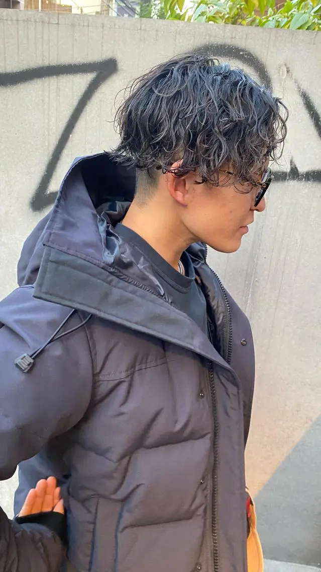 ショート パーマ メンズ メンズパーマ 波巻きパーマ スパイラルパーマ 原宿↔︎浦和　美容師 折笠　亮のヘアスタイル