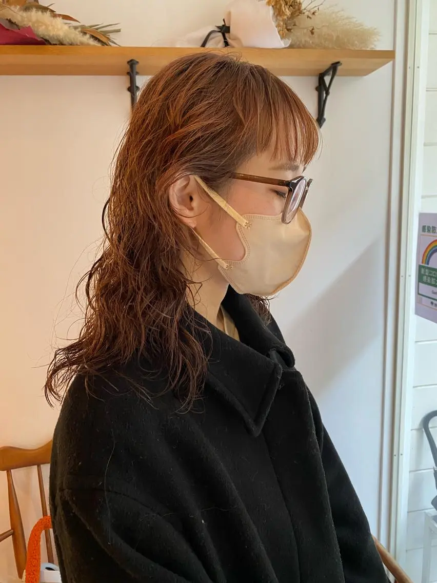 セミロング パーマ 顔まわりレイヤー レイヤーカット ショート& パーマ　坂本のヘアスタイル
