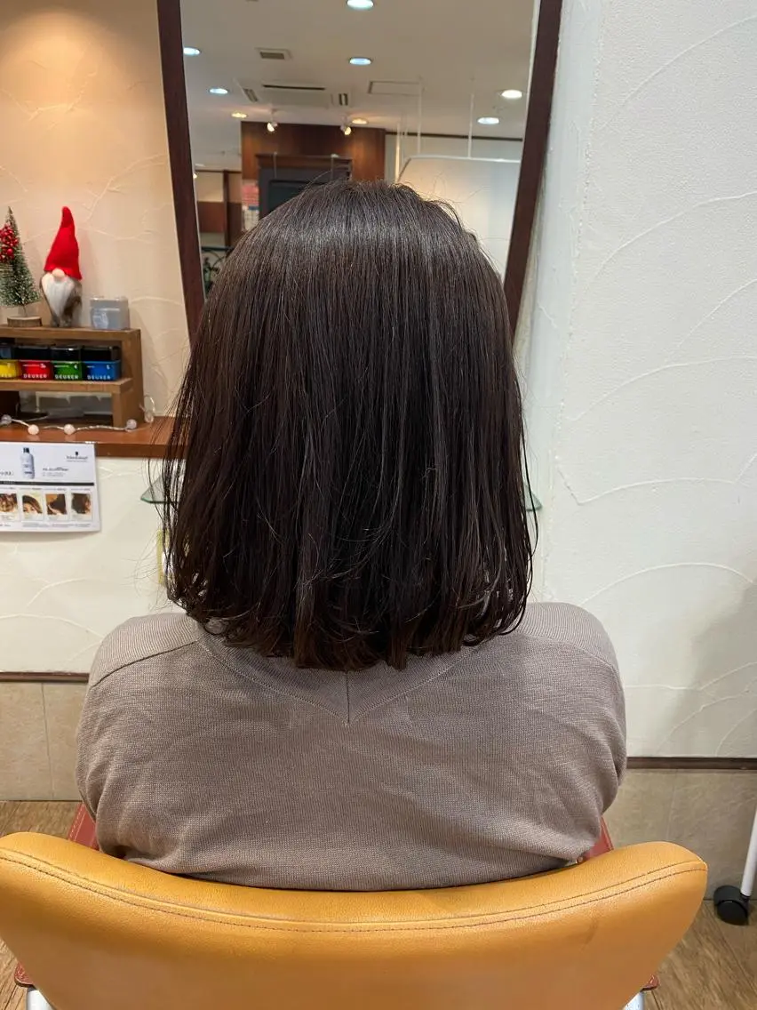 ミディアム カラー ブラウンカラー ラベンダーカラー ラベンダーブラウン サプリームヘア 飯田みち瑠のヘアスタイル
