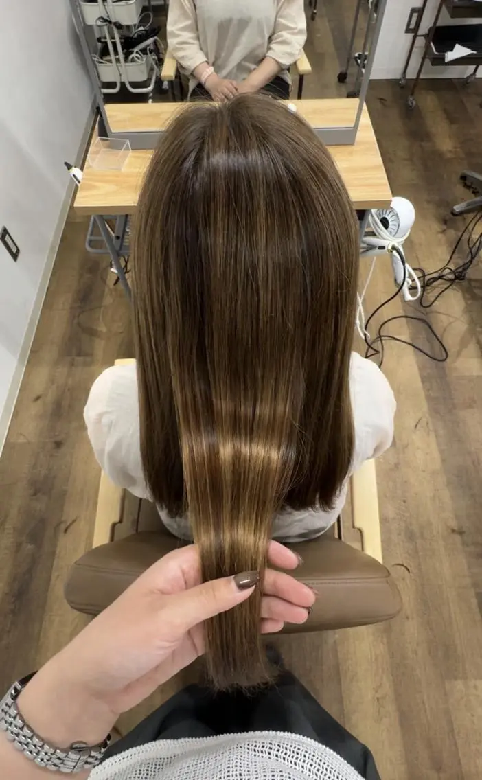 ロング カット 縮毛矯正 YUCCAelua ⭐️モデル募集中⭐️のヘアスタイル