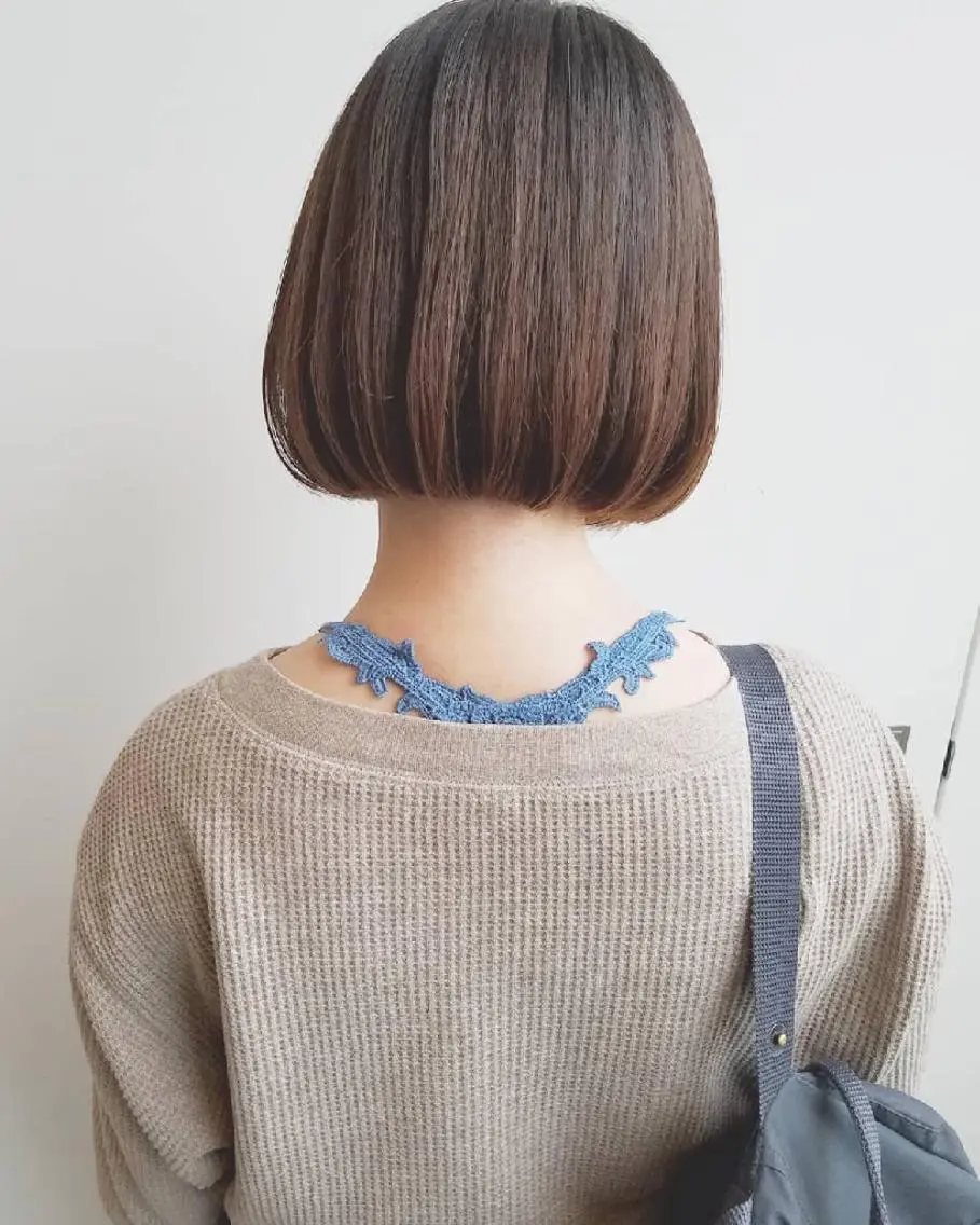 ショート カラー ボブ iplus　眉毛と まつげパーマ専門店のマツエク・マツパデザイン