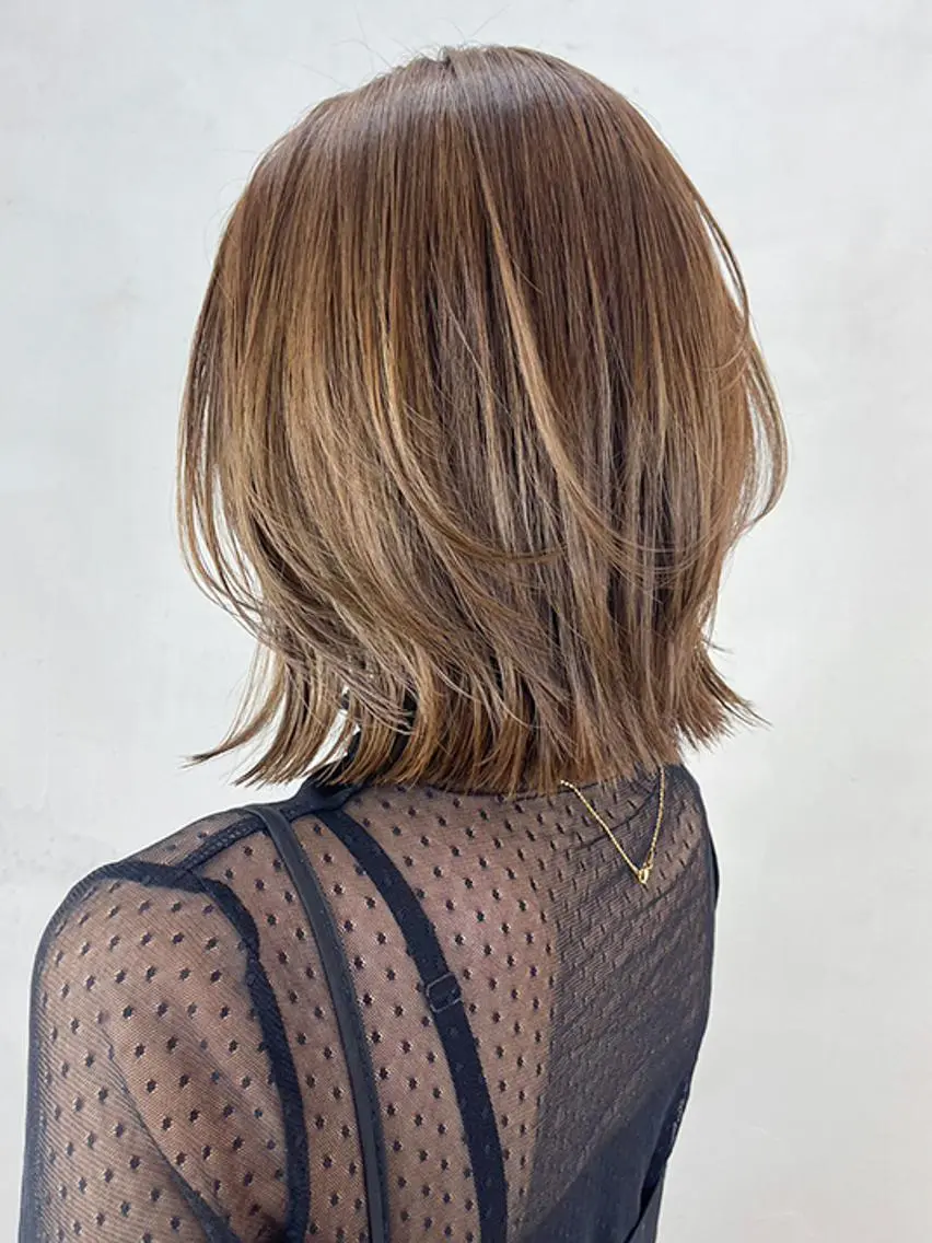 カラー ミディアム くびれヘア カット ヘアカラー トリートメント ITbyALBUM 浦和店のヘアスタイル
