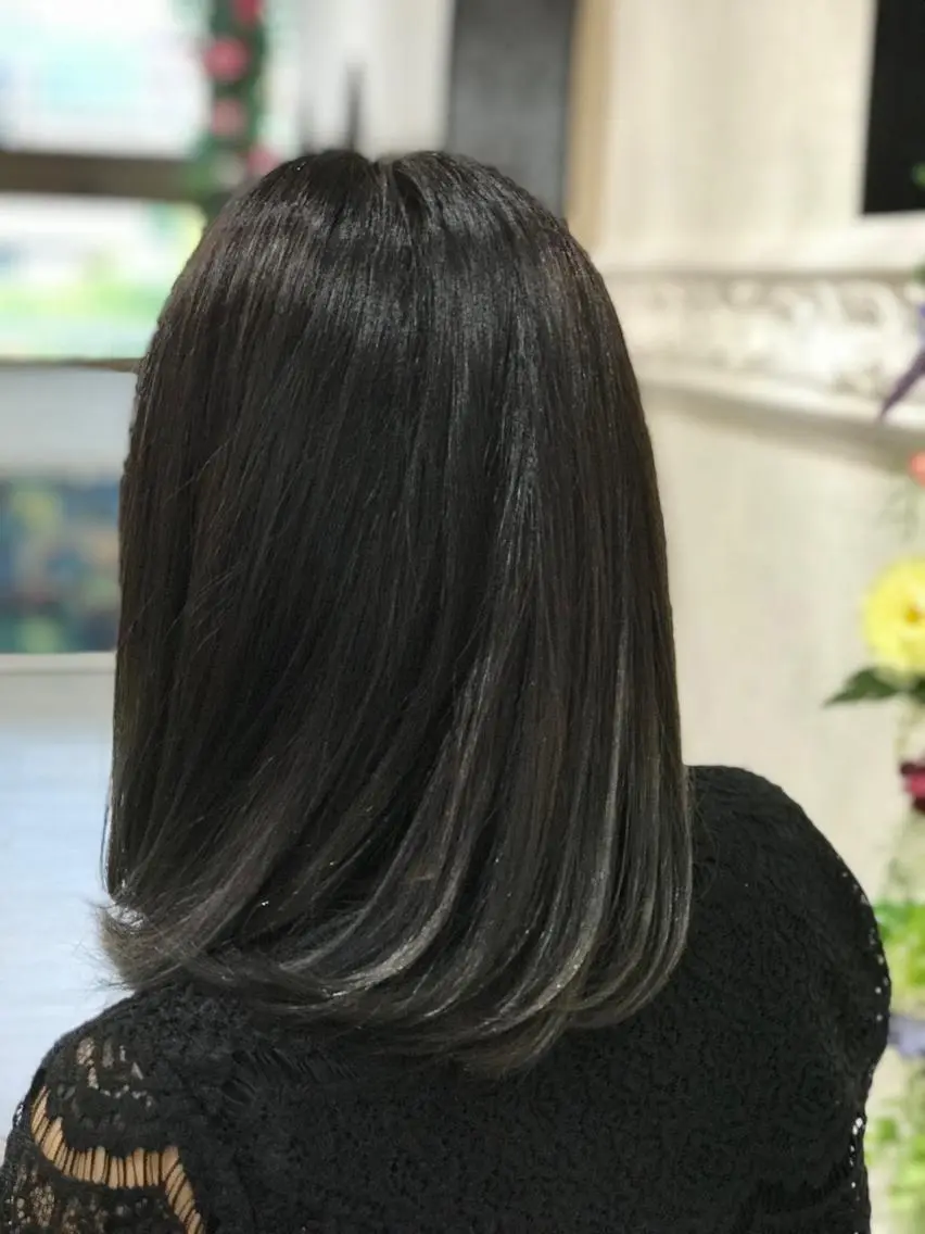 セミロング Seventh Senseのヘアスタイル