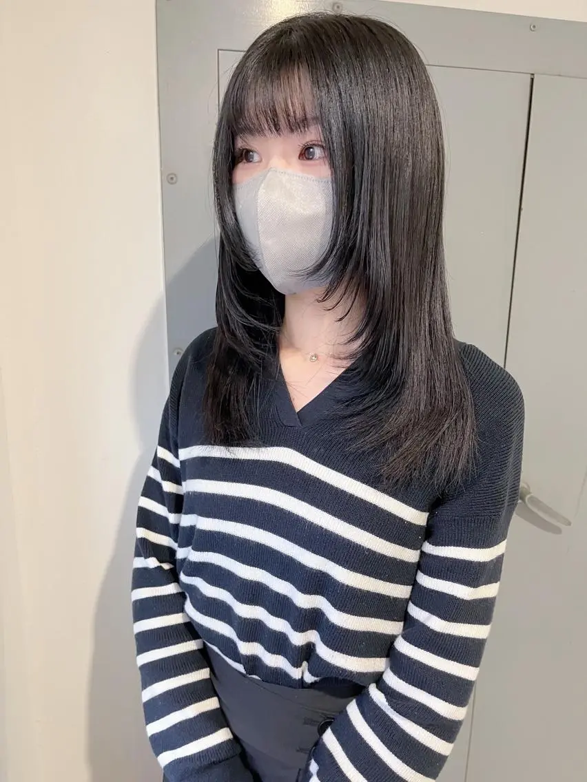 ロング カラー ヘアアレンジ 顔まわりレイヤー レイヤーカット カット ヘアカラー トリートメント 学割有り/清楚/韓国 風/レイヤー/拓朗のヘアスタイル