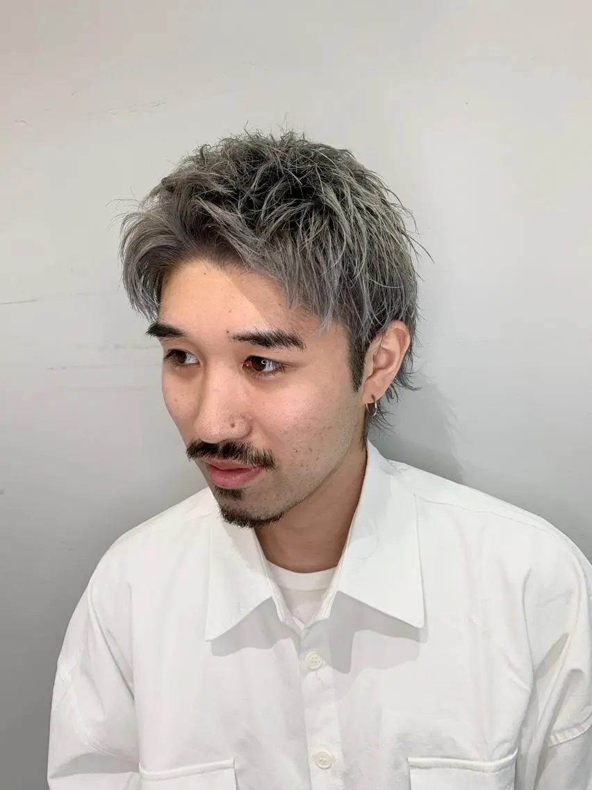 カラー メンズ メンズブリーチ アッシュ ブリーチ ホワイトアッシュ カット ヘアカラー トリートメント 🦖鶴岡 香純🦖のヘアスタイル