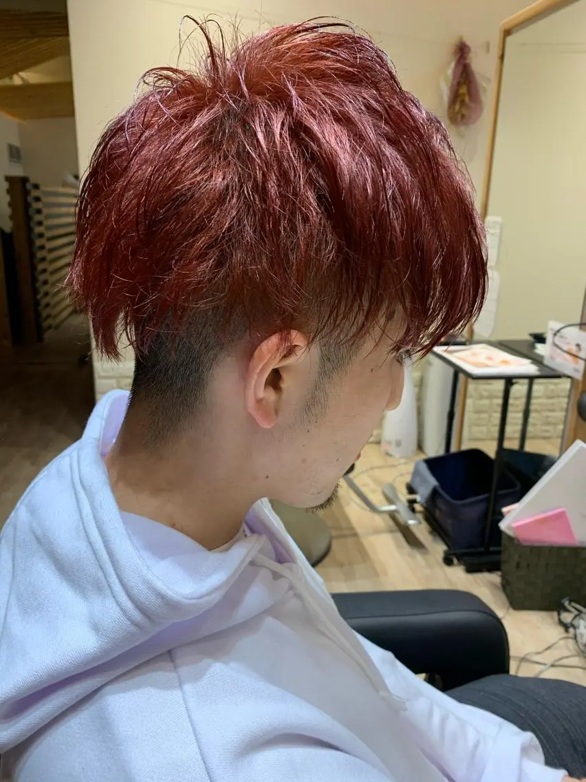 ショート メンズ ヘアカラー 大久保 隆蔵のヘアスタイル