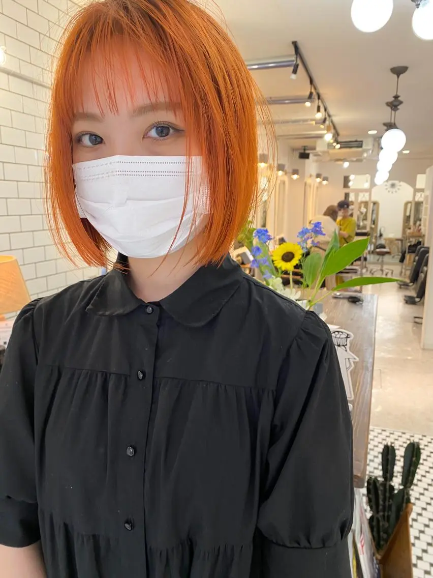 ミディアム カラー 顔周りレイヤーカット ブリーチminamiのヘアスタイル