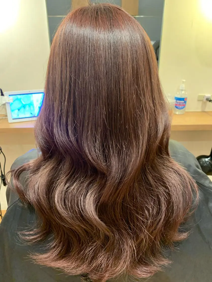 ロング u n aのヘアスタイル
