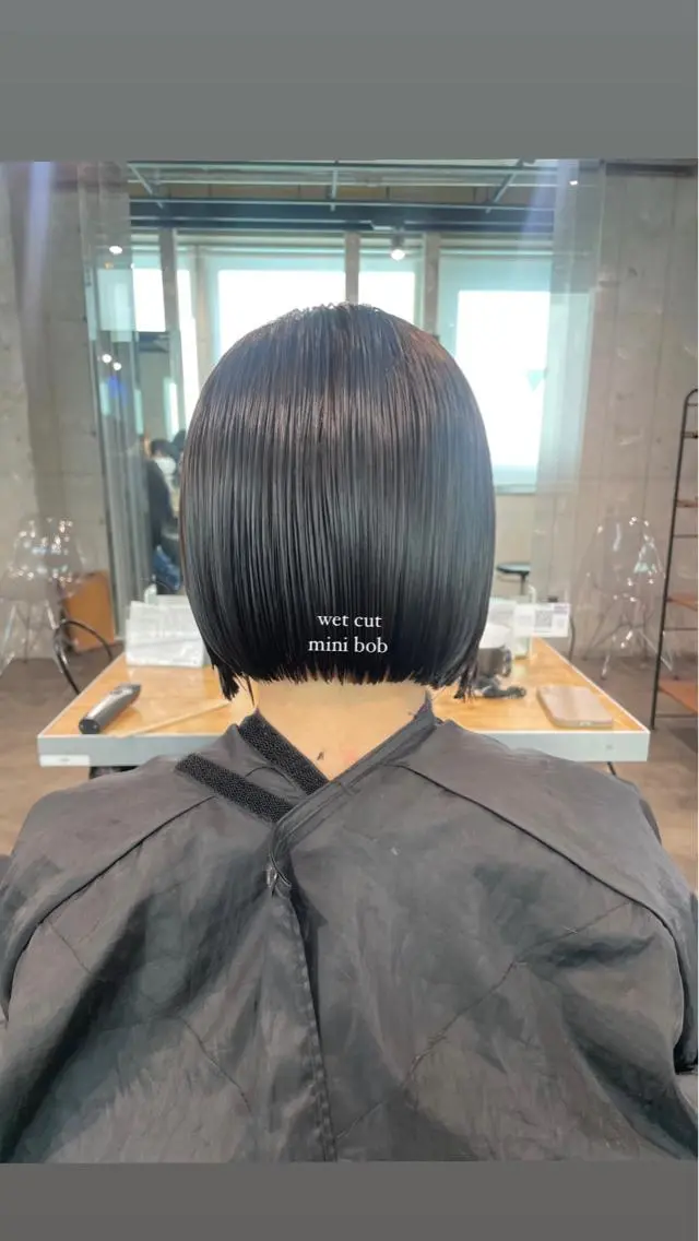 ショート カラー パーマ ヘアアレンジ メンズ キッズ ネイル マツエク・マツパ アイブロウ 透明感カラー・レイヤ ー🎀amika🎀のヘアスタイル