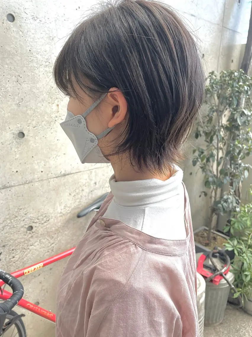 ショート 日高 香織のヘアスタイル