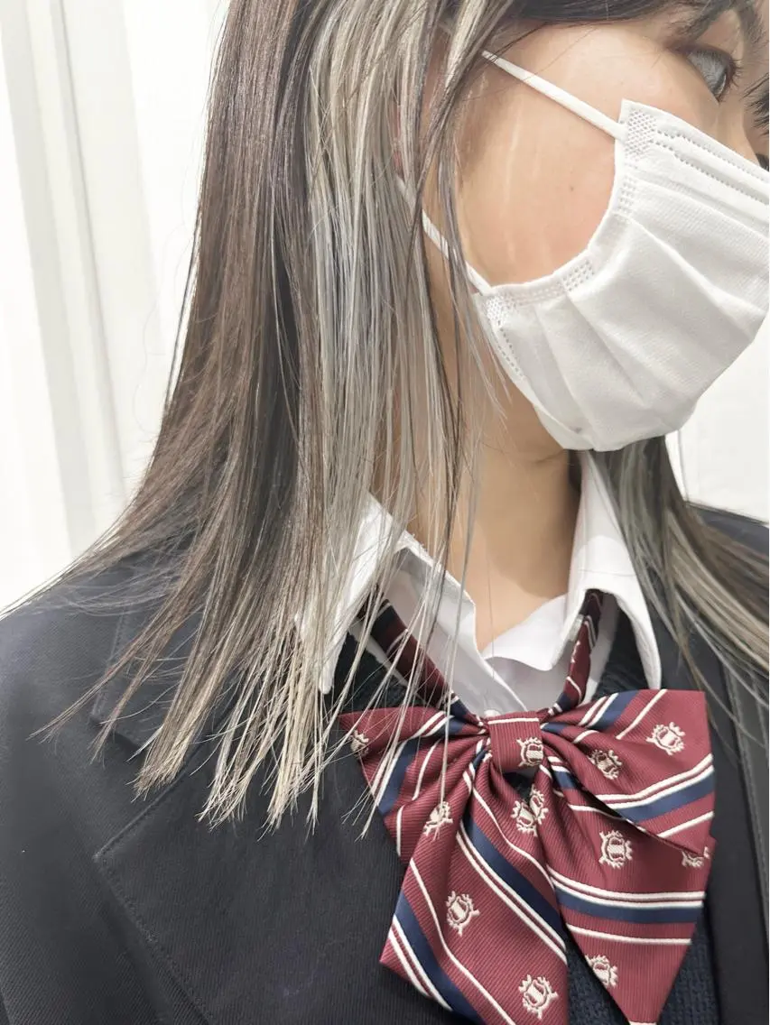 ミディアム カラー ヘアカラー トリートメント kai .のヘアスタイル