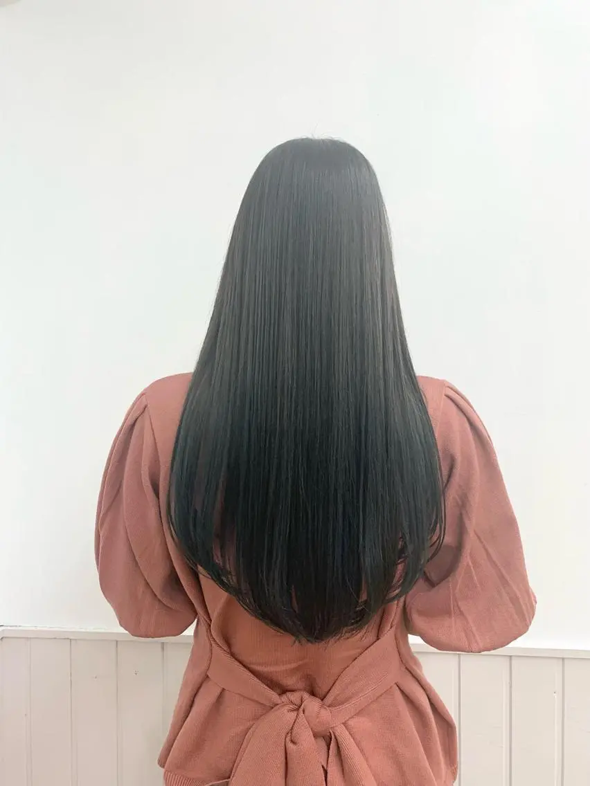 ロング カラー パーマ ヘアアレンジ メンズ キッズ ネイル マツエク・マツパ レイヤーカット/ 巻ける縮毛矯正のヘアスタイル
