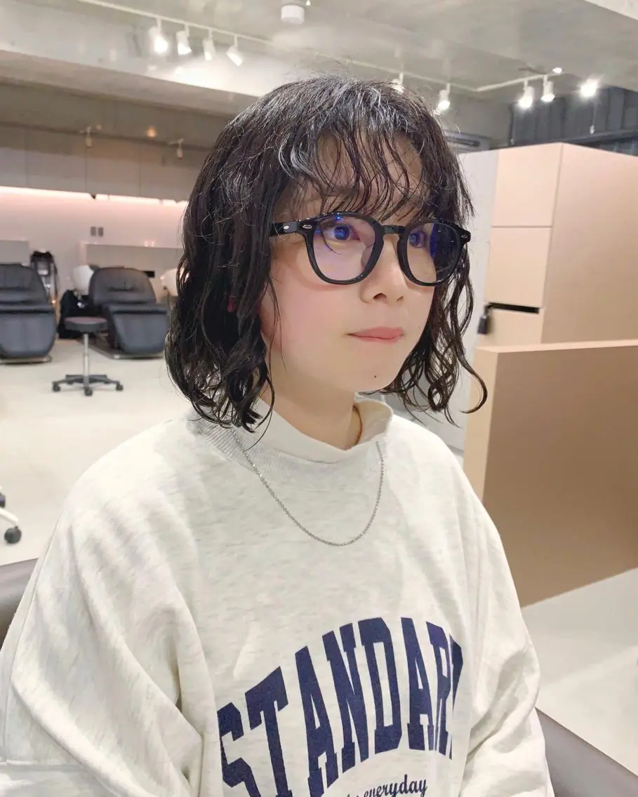 ミディアム カラー パーマ ボブパーマコテ巻き風 パーマNo1深江秀平のヘアスタイル