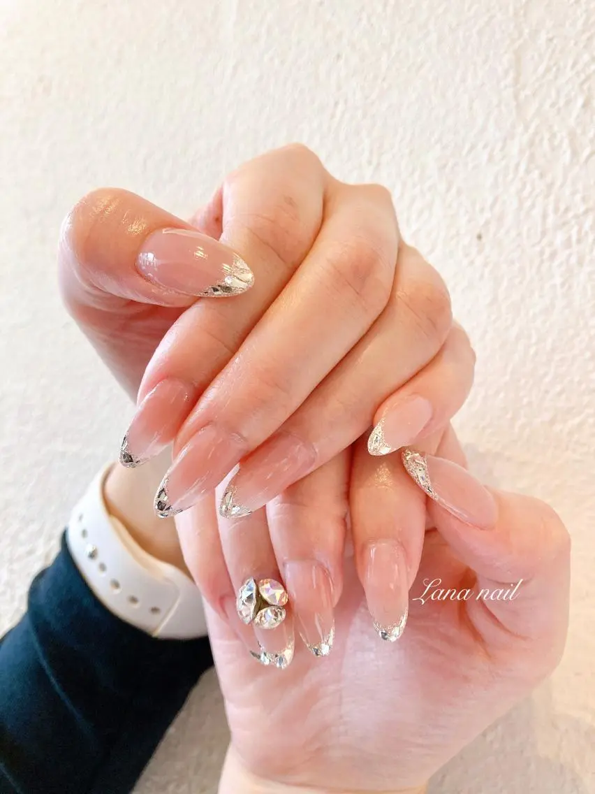 ネイル ストーンネイル ハンドネイル Lana nailのネイルデザイン