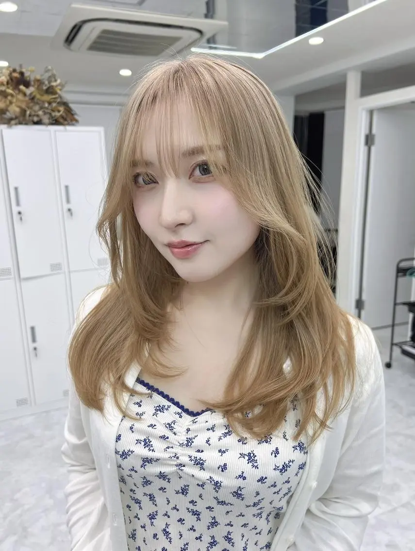 ロング 江坂最安値*ブリーチ 田中のヘアスタイル