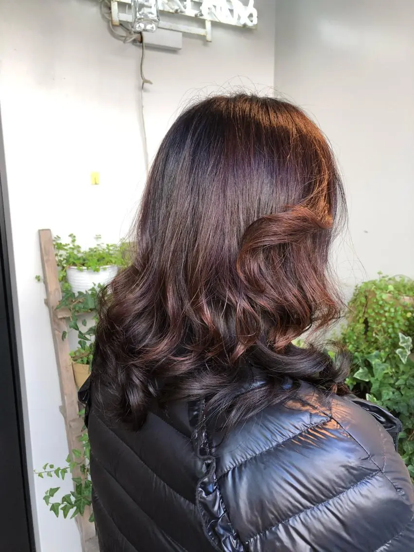 セミロング カラー セミロングパーマ ✂︎岡根 京花✂︎のヘアスタイル