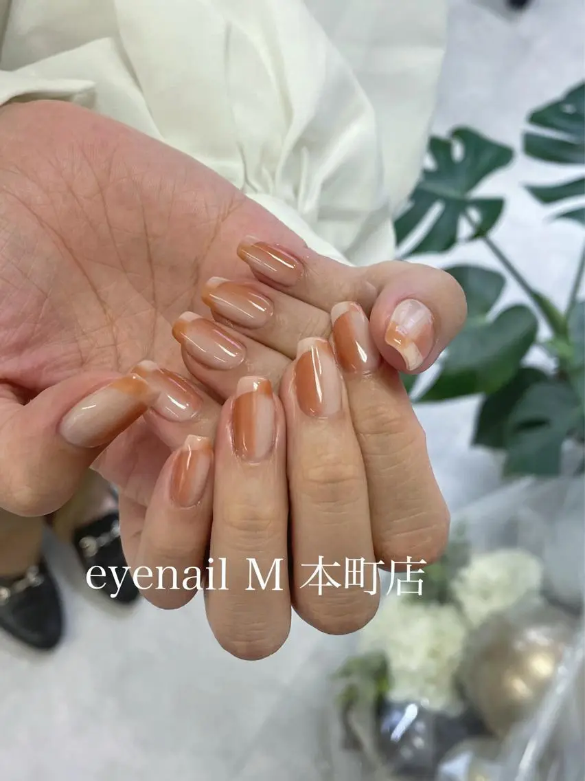 ネイル nailst Hのネイルデザイン