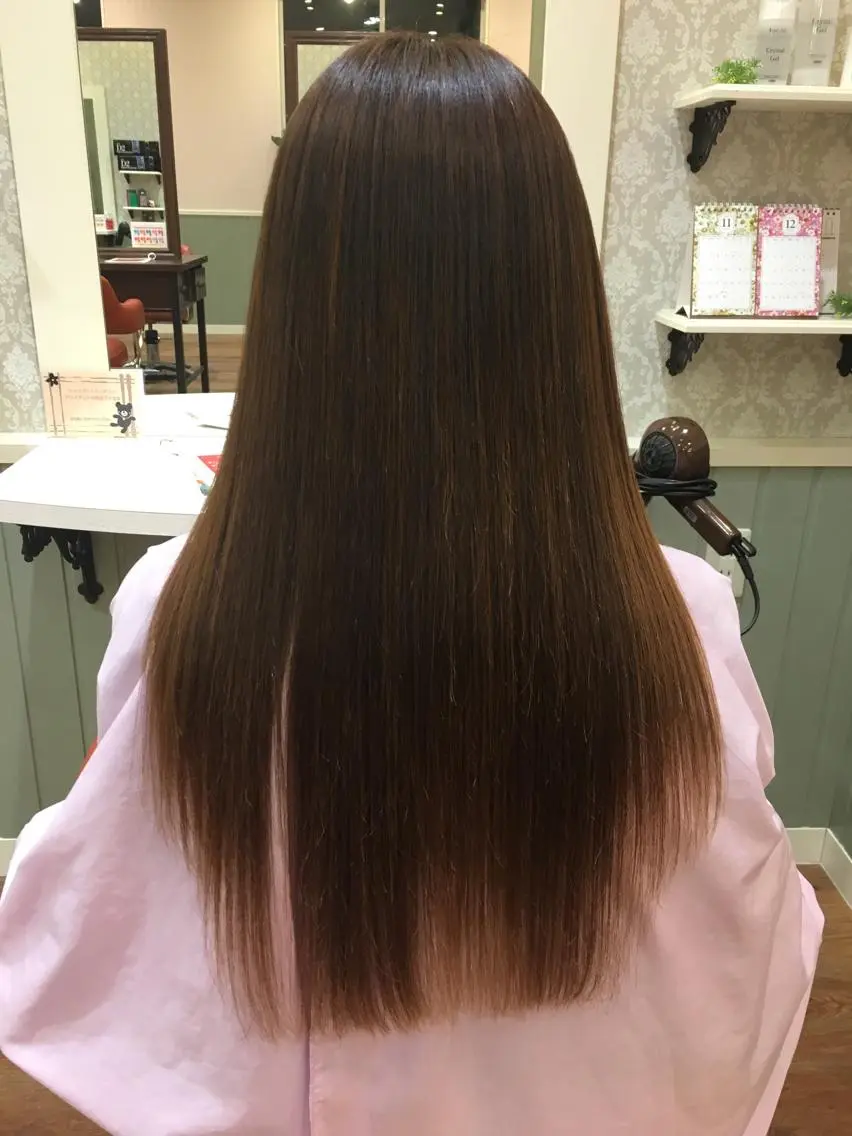 ロング 夜の縮毛矯正 服部 日出登のヘアスタイル