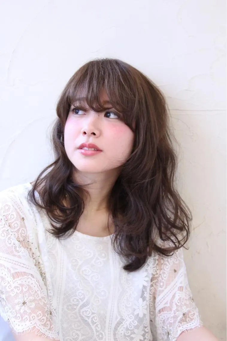 セミロング カラー LoRE hair 四条河原町　西尾友里のヘアスタイル