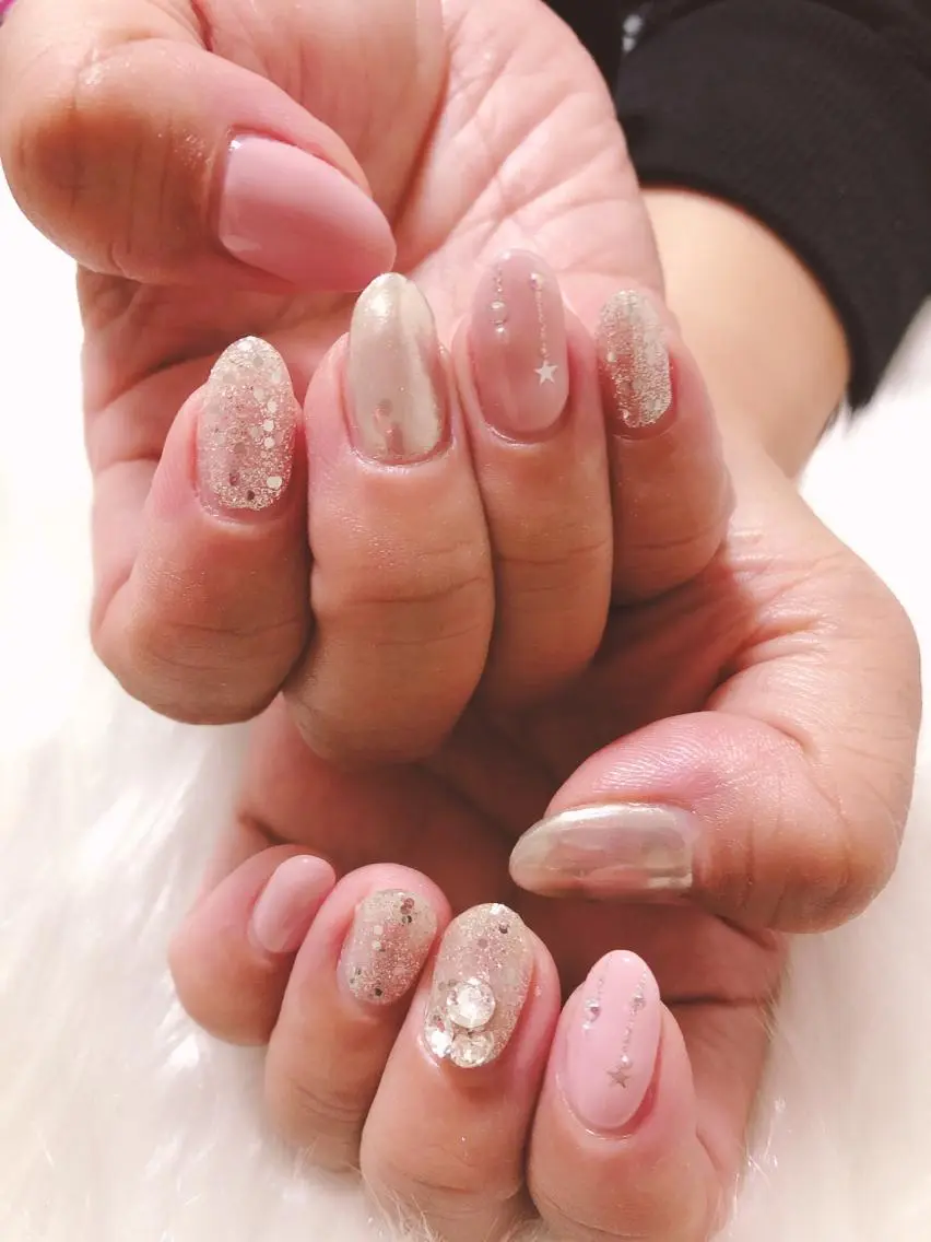 ネイル ピンク シルバー 冬ネイル kiki nail &brow二子玉川のネイルデザイン