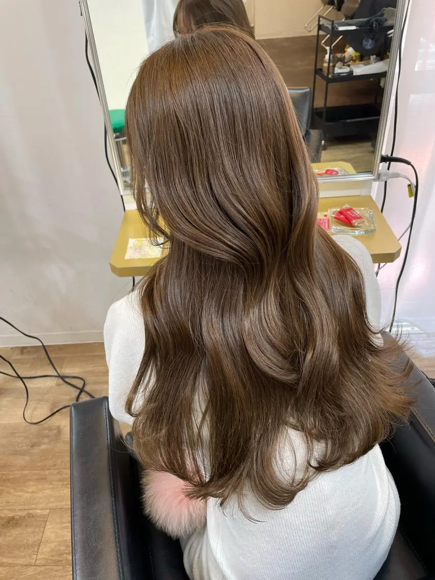ロング カラー ベージュカラー 黒髪 ブリーチ ブルーカラー ブルーブラック ヘアカラー オリーブカラー 特化 kaiのヘアスタイル