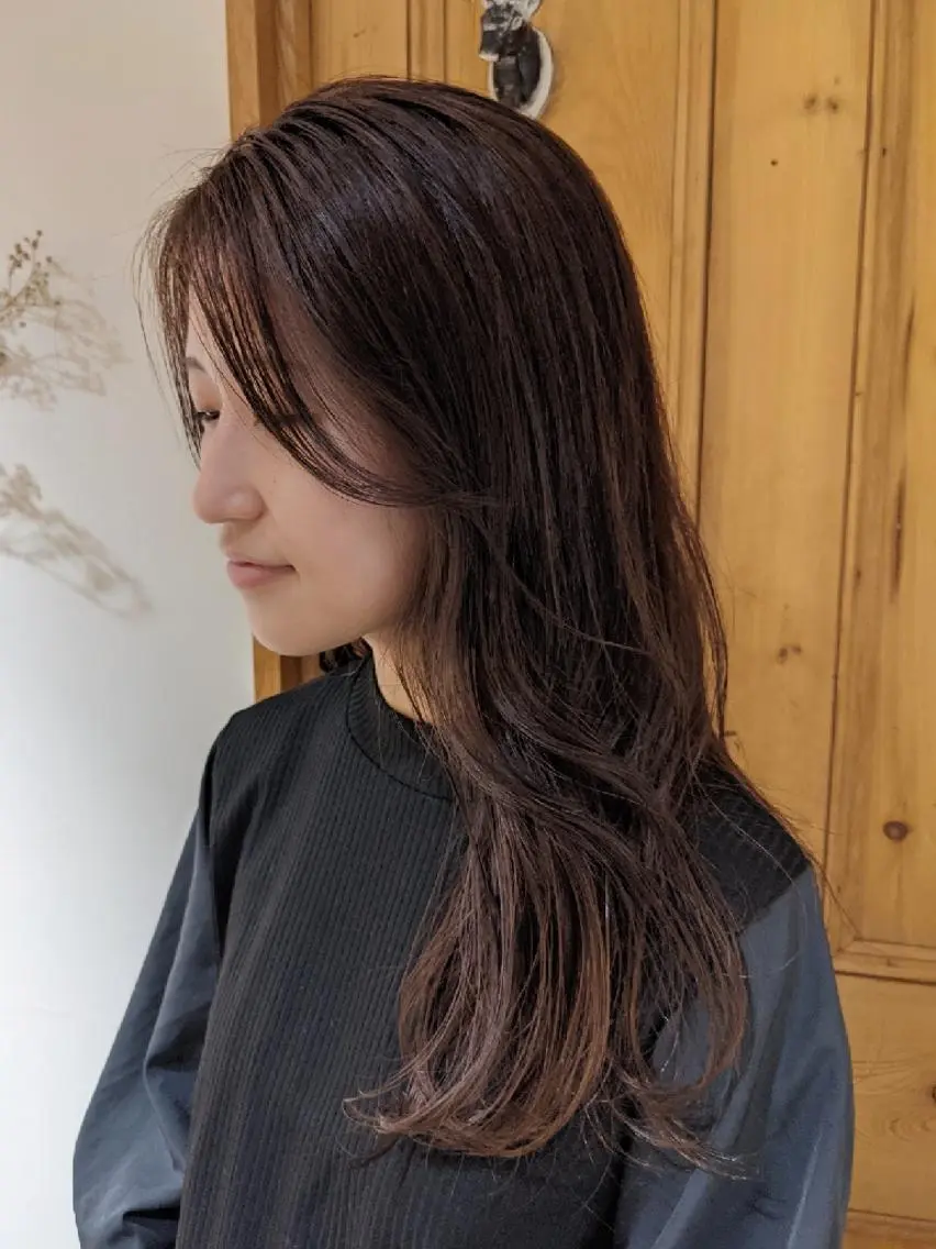 ロング カラー マエハラ ナナのヘアスタイル
