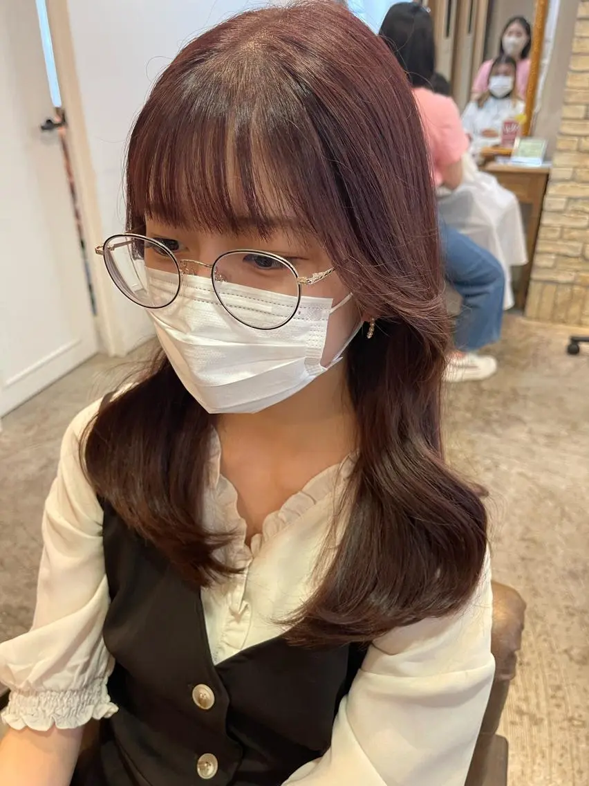 ロング カラー ブリーチ ブリーチなしカラー ピンクカラー くびれヘア ヨシンモリ カット ヘアカラー トリートメント 🫧chinatsu 🫧のヘアスタイル