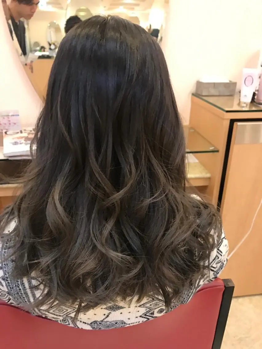 セミロング HIRO .Nのヘアスタイル