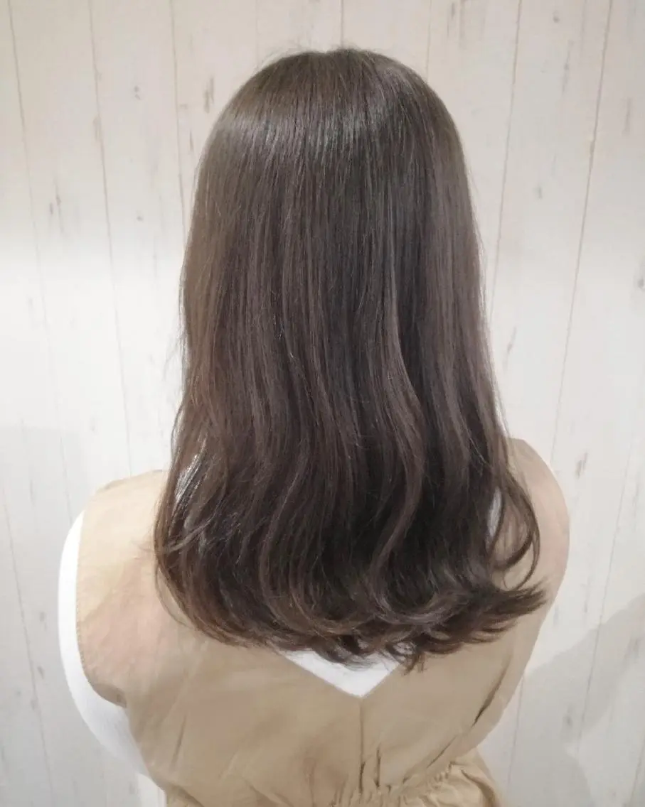 セミロング カラー ベージュカラー 西川 敏夫のヘアスタイル