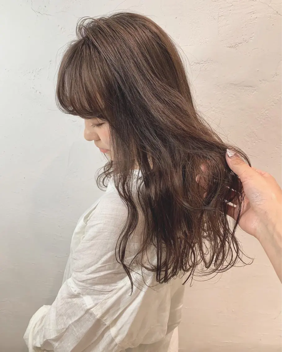 ロング カラー パーマ ヘアアレンジ まつげと眉 Meliaのマツエク・マツパデザイン