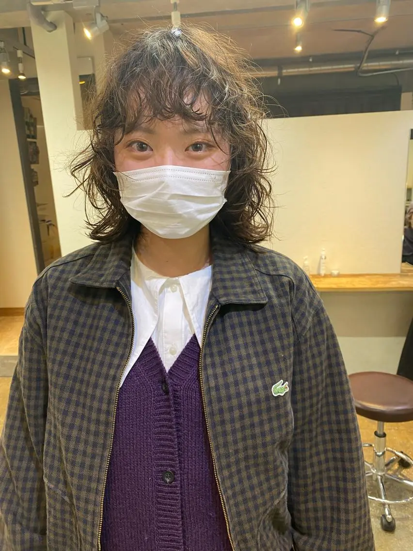 ミディアム カラー パーマ ヘアアレンジ メンズ キッズ ネイル マツエク・マツパ アイブロウ ミディアムパーマ メンズパーマ メンズウルフカット ウルフカット カット パーマ トリートメント 🧼柴田 健太郎🧼のヘアスタイル