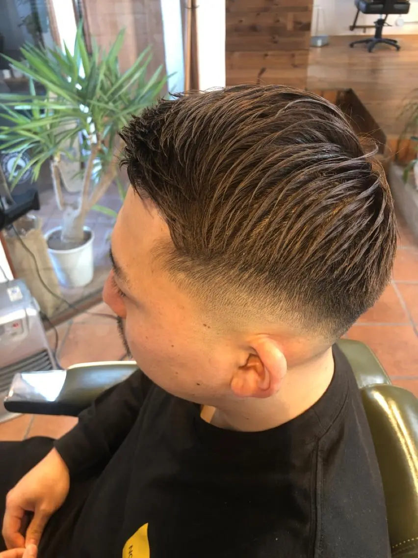 ショート メンズ カット 冨士川 英樹のヘアスタイル