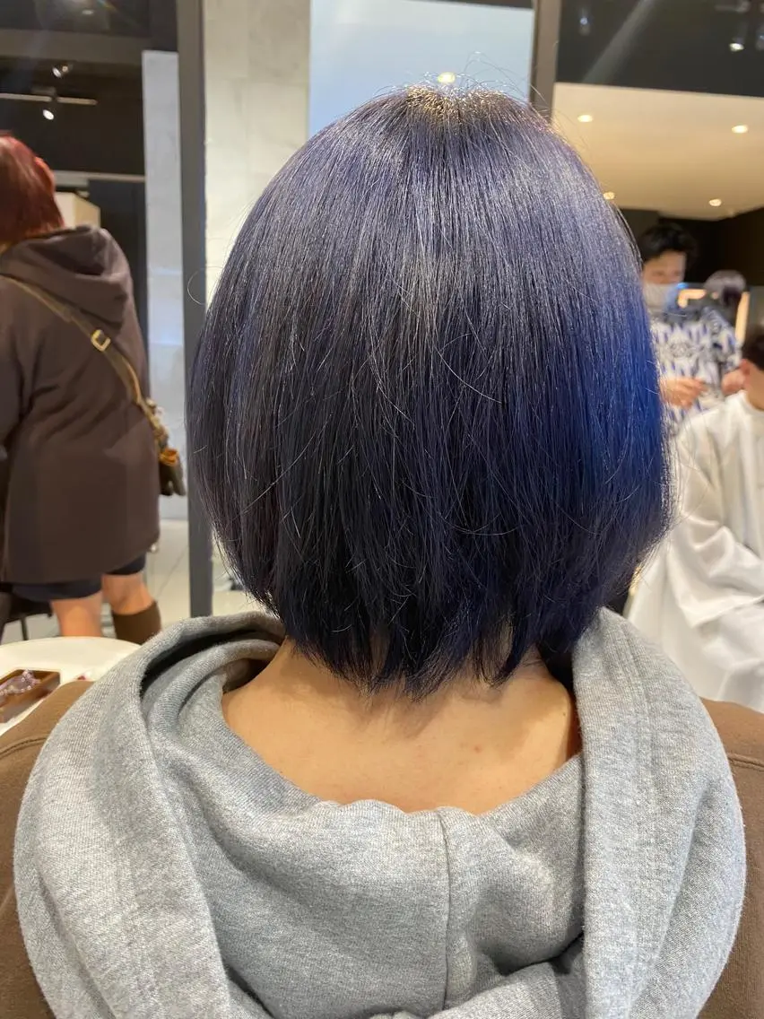 カラー ブリーチ ブルーカラー ユ カのヘアスタイル