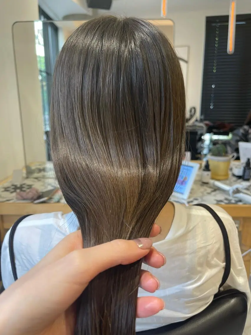 セミロング カラー ヘアカラー トリートメント ヘッドスパ ヘアセット 透明感/レイヤー スタイル🤎mamiのヘアスタイル